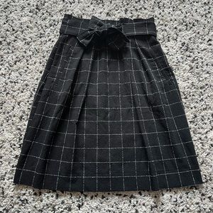 ❌SOLD❌ H&M Women’s High Waist Skirt Midi with Belt Size 2